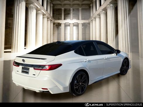 Used 2026 Toyota Camry XSE w/ Premium Plus Package FWD image 8