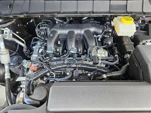 Used 2026 Nissan Pathfinder SL FWD image 21