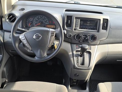 Used 2020 Nissan NV200 S w/ Back Door Glass Package FWD image 10