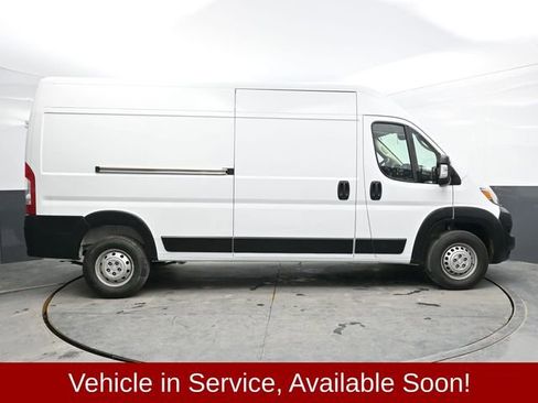 Used 2025 RAM ProMaster 2500 w/ Convenience Group image 8