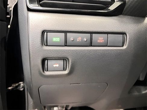 Used 2022 Nissan Sentra SR w/ Midnight Edition image 18