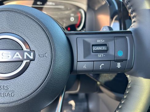 Used 2025 Nissan Pathfinder Platinum w/ Cargo Package image 18