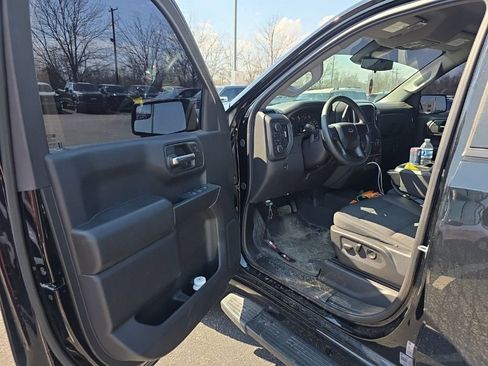 Used 2024 Chevrolet Silverado 1500 Custom Trail Boss image 6