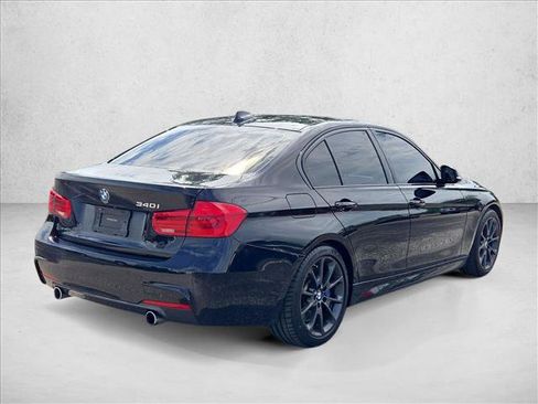 Used 2016 BMW 340i Sedan RWD image 5