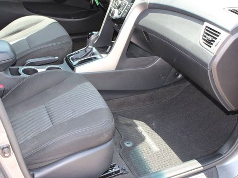 Used 2016 Hyundai Elantra GT FWD image 6