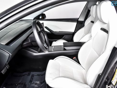 Used 2024 Tesla Model 3 Performance image 13