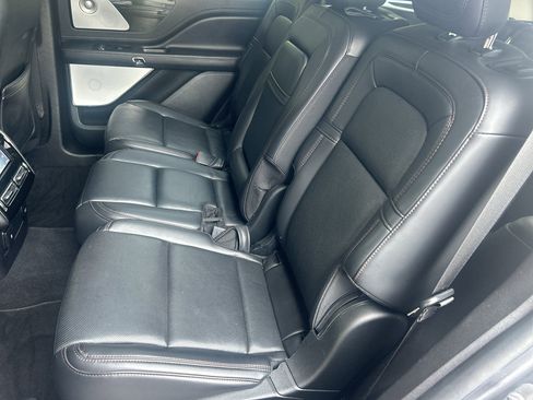 Used 2021 Lincoln Aviator Reserve w/ Equipment Group 208A AWD/4WD image 19