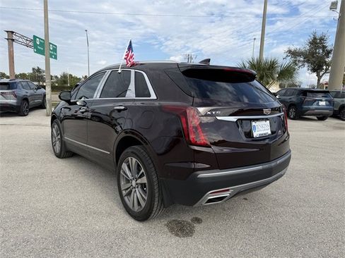 Used 2021 Cadillac XT5 Premium Luxury image 5