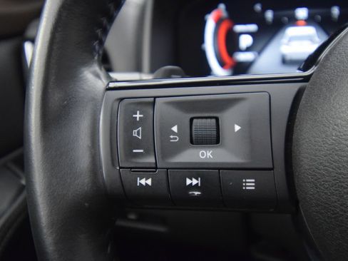 Used 2023 Nissan Rogue Platinum w/ Platinum Premium Package AWD/4WD image 37