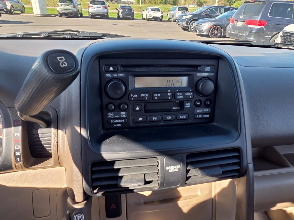 Used 2005 Honda CR-V LX image 14