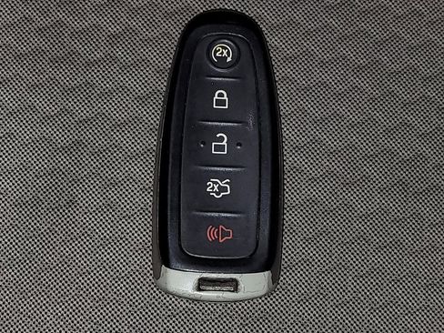 Used 2019 Ford Escape SE AWD/4WD image 32