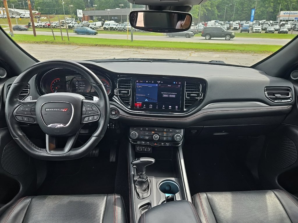 Used 2024 Dodge Durango GT RWD image 3