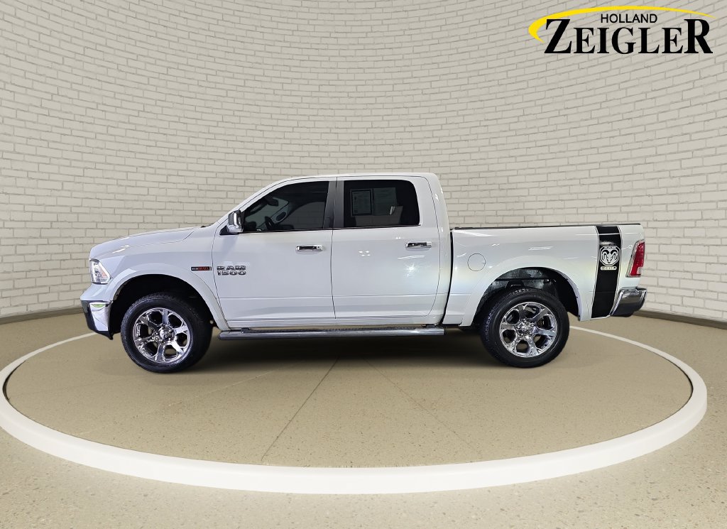 Used 2017 RAM 1500 Laramie w/ Convenience Group AWD/4WD image 8