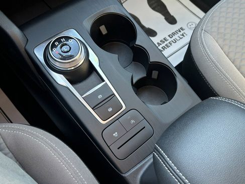 Used 2022 Ford Escape SE w/ Convenience Package image 13