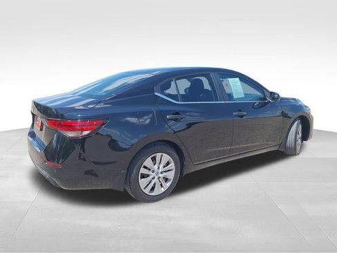 Certified 2024 Nissan Sentra S FWD image 8