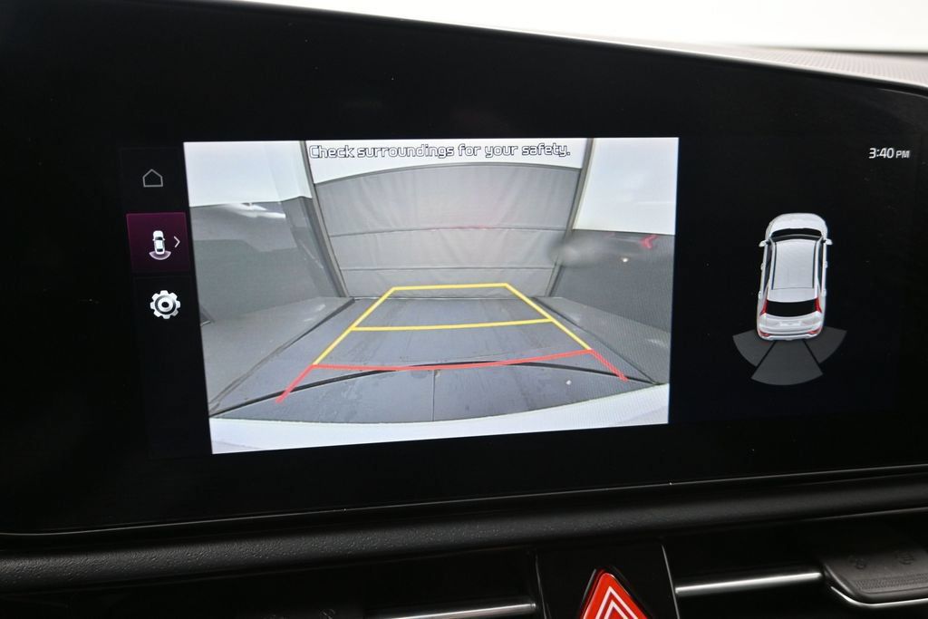 Certified 2024 Kia Niro Wind w/ Wind Preserve Package FWD image 19