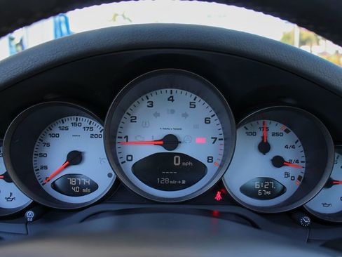 Used 2007 Porsche 911 Carrera S RWD image 23
