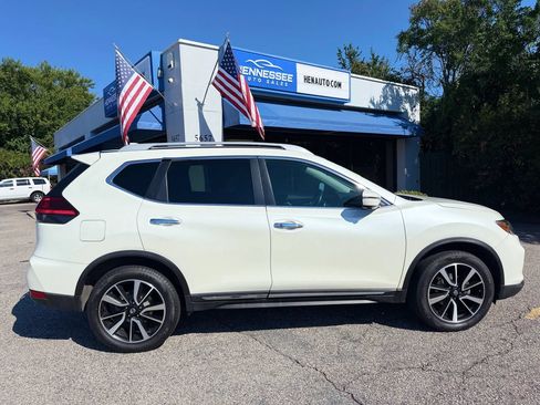 Used 2017 Nissan Rogue SL w/ SL Premium Package AWD/4WD image 13