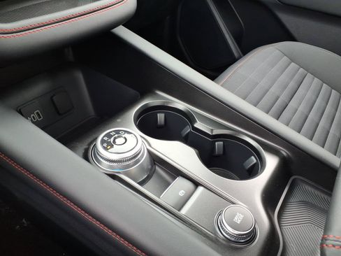 New 2026 Ford Explorer ST-Line AWD/4WD image 19