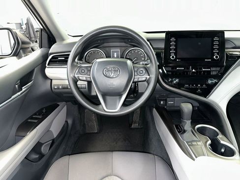 Used 2023 Toyota Camry LE image 2