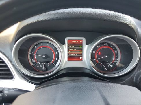 Used 2019 Dodge Journey SE w/ Connectivity Group FWD image 24