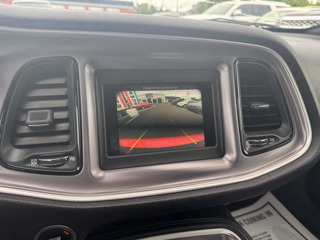 Used 2019 Dodge Challenger R/T RWD image 31
