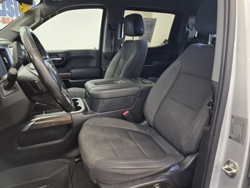 Used 2019 Chevrolet Silverado 1500 LT Trail Boss AWD/4WD image 14