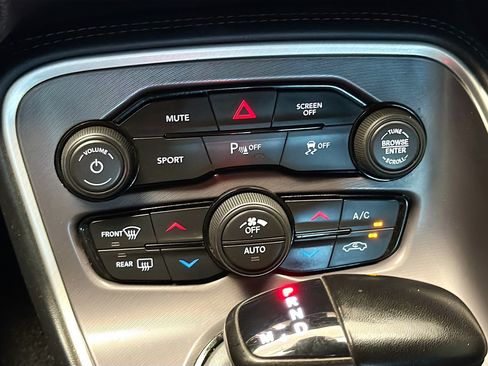 Used 2021 Dodge Challenger GT w/ Blacktop Package RWD image 9
