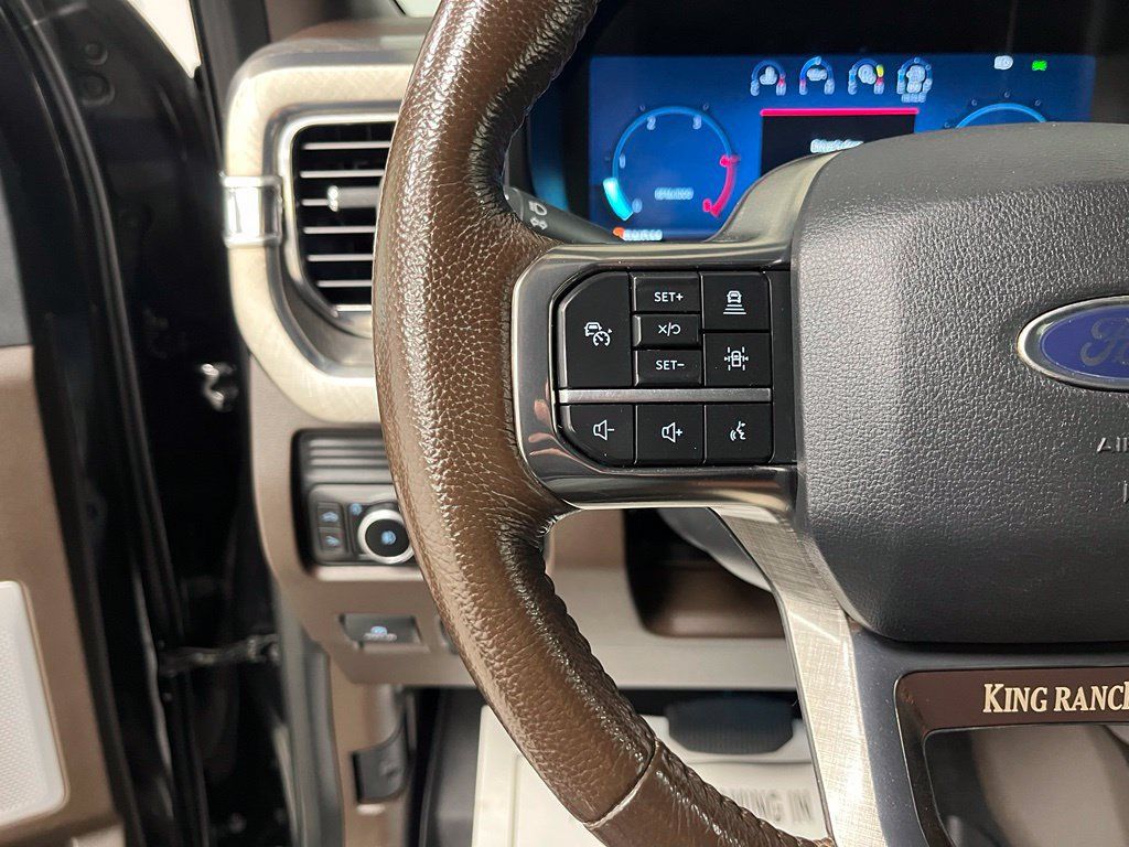 Used 2025 Ford F450 King Ranch AWD/4WD image 25