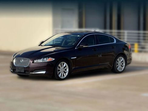 Used 2013 Jaguar XF 3.0 RWD image 3