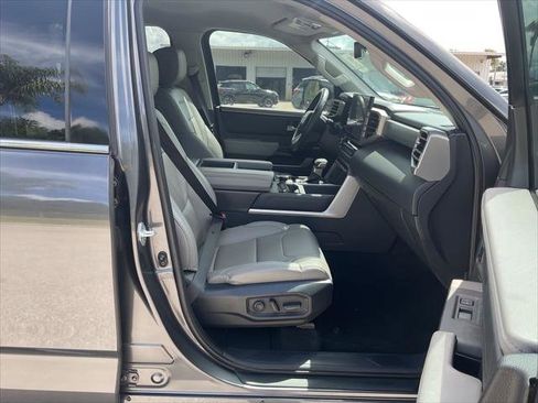 Used 2023 Toyota Tundra Limited image 31