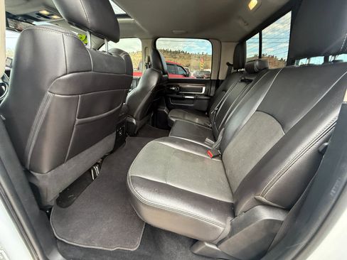 Used 2016 RAM 1500 Laramie w/ Convenience Group image 15