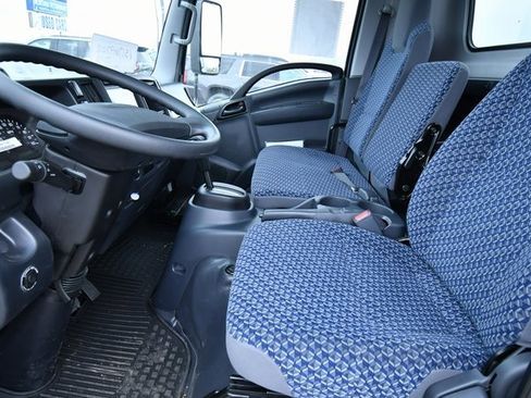 New 2024 Chevrolet Low Cab Forward image 21