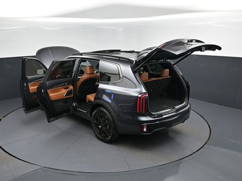 Used 2025 Kia Telluride SX X-Line AWD/4WD image 48