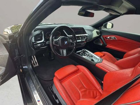 Used 2022 BMW Z4 sDrive30i w/ M Sport Package image 33