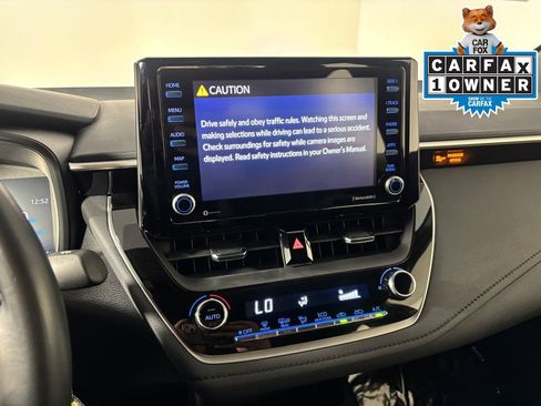 Used 2022 Toyota Corolla SE FWD image 18