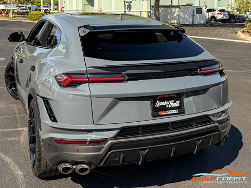 Used 2024 Lamborghini Urus Performante image 55