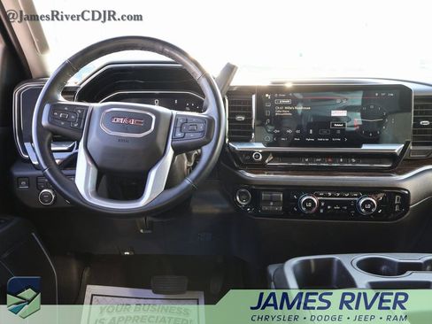 Used 2024 GMC Sierra 2500 SLE w/ SLE Convenience Package image 18