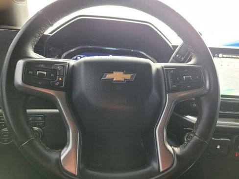 Certified 2025 Chevrolet Silverado 2500 LTZ w/ LTZ Convenience Package image 30