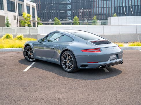 Certified 2017 Porsche 911 Carrera RWD image 3