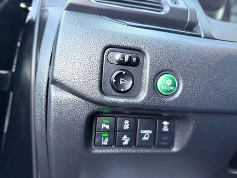 Used 2017 Honda Ridgeline Black Edition image 37