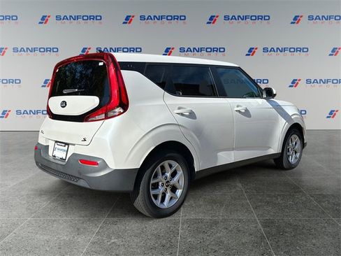 Used 2021 Kia Soul S image 5