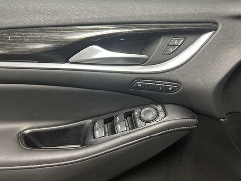 Certified 2019 Buick Enclave Avenir w/ Avenir Technology Package AWD/4WD image 24