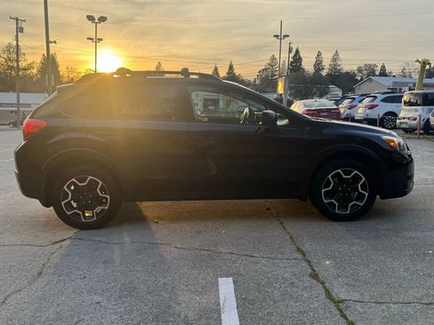 Used 2014 Subaru Crosstrek 2.0i Limited w/ Popular Package #2 image 8