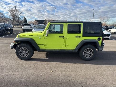 Used 2016 Jeep Wrangler Unlimited Rubicon w/ Connectivity Group image 6