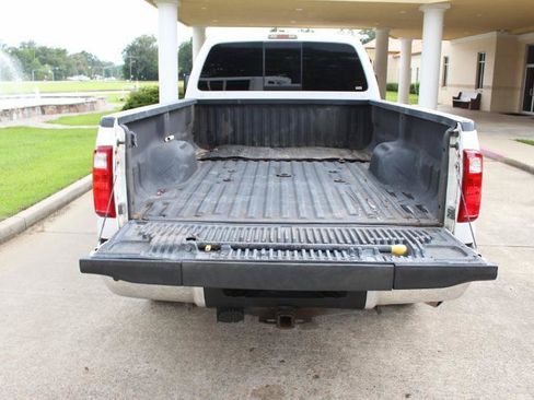 Used 2015 Ford F250 Lariat w/ Lariat Ultimate Package AWD/4WD image 20