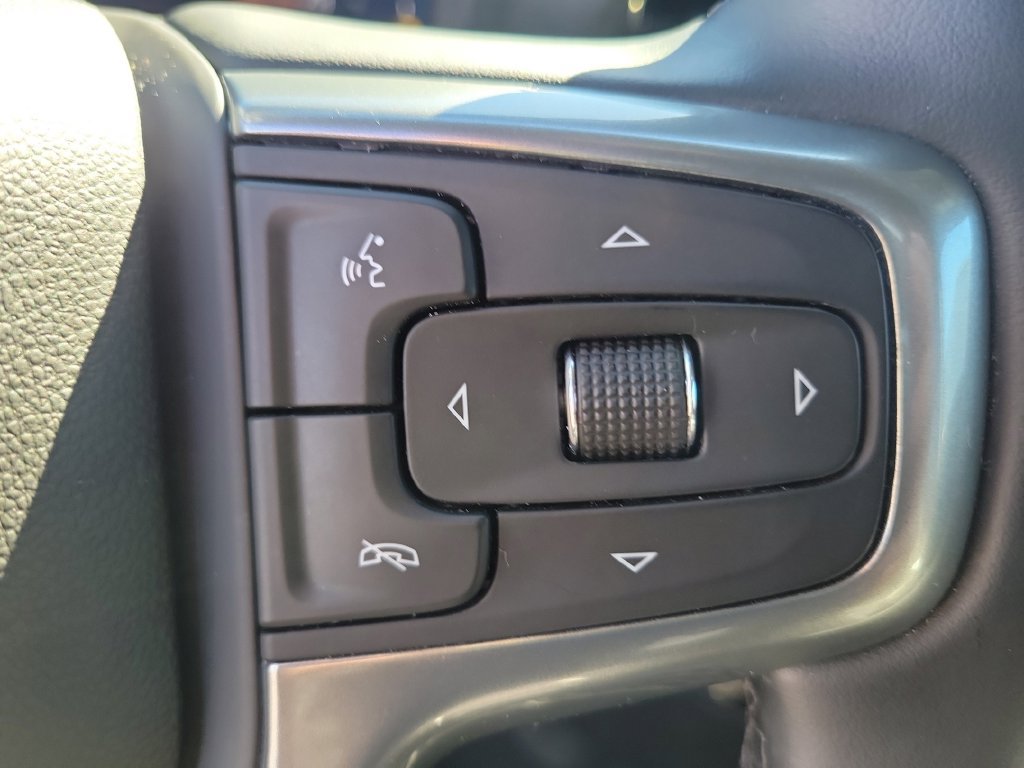 Used 2026 Chevrolet Silverado 1500 LT AWD/4WD image 30