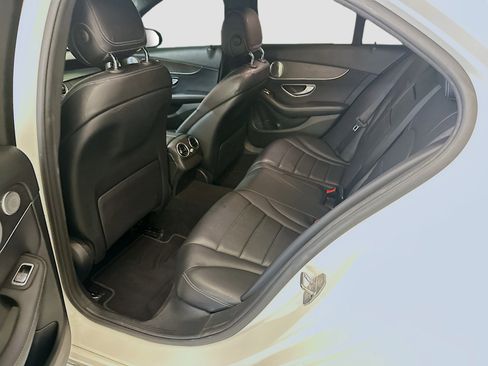Used 2019 Mercedes-Benz C 300 4MATIC Sedan image 30