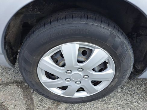 Used 2006 Toyota Corolla LE image 18