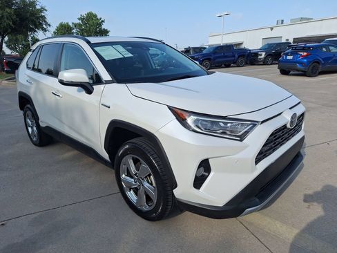 Used 2021 Toyota RAV4 Limited w/ Limited Grade Weather Package AWD/4WD image 8
